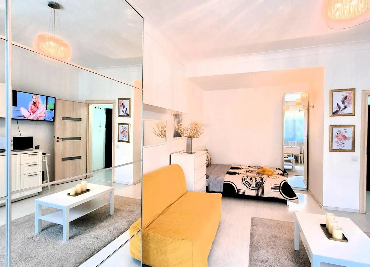 Central Pearl Studio Boekarest 0*,  Roemenië