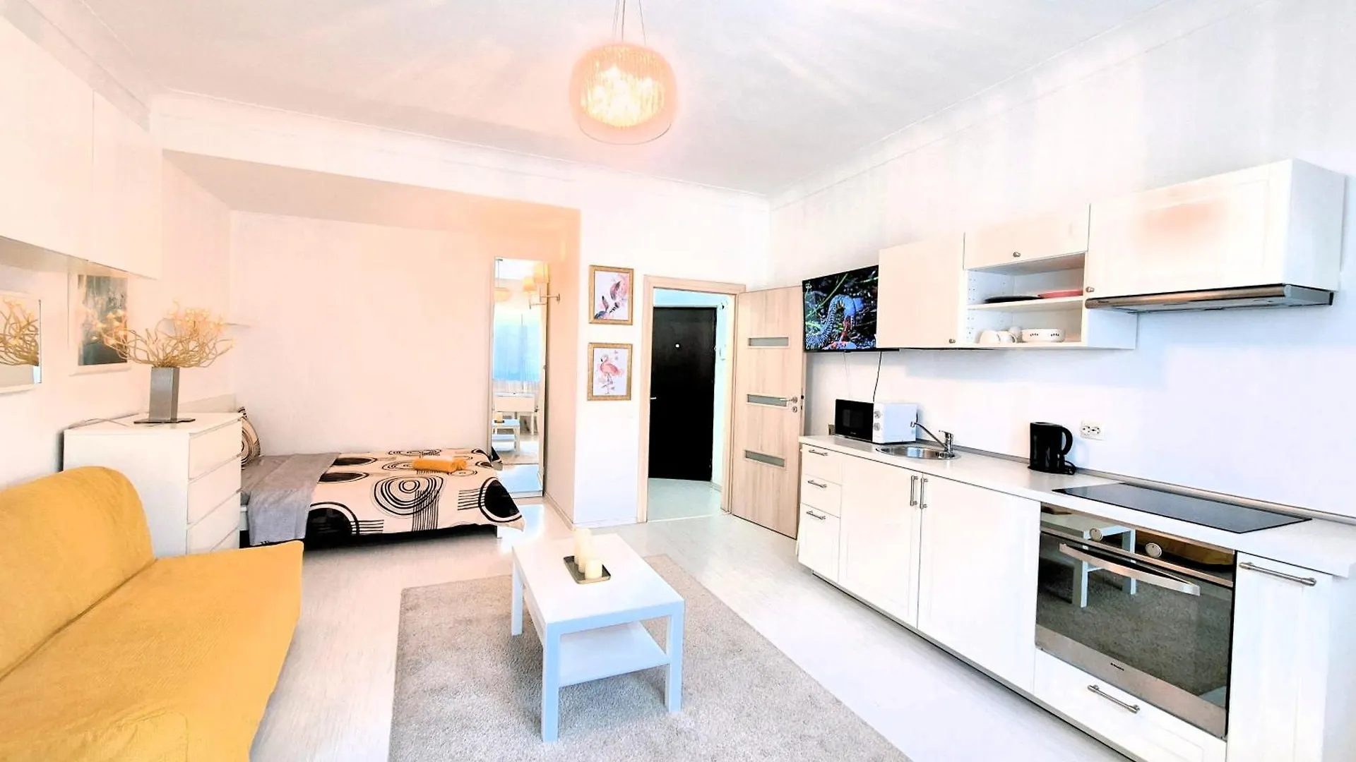Central Pearl Studio Bukurešť